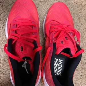 Mizuno Running shoes